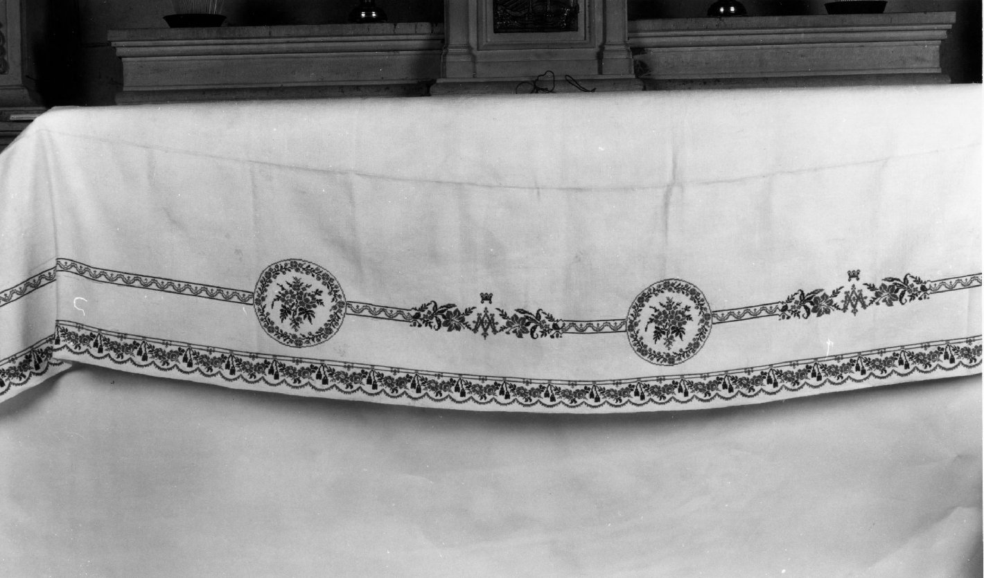 tovaglia d'altare - manifattura toscana (sec. XX)