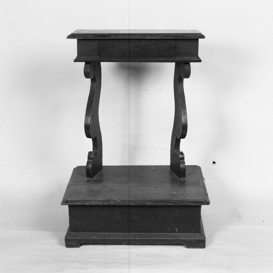 inginocchiatoio, serie - bottega toscana (seconda metà sec. XVIII)
