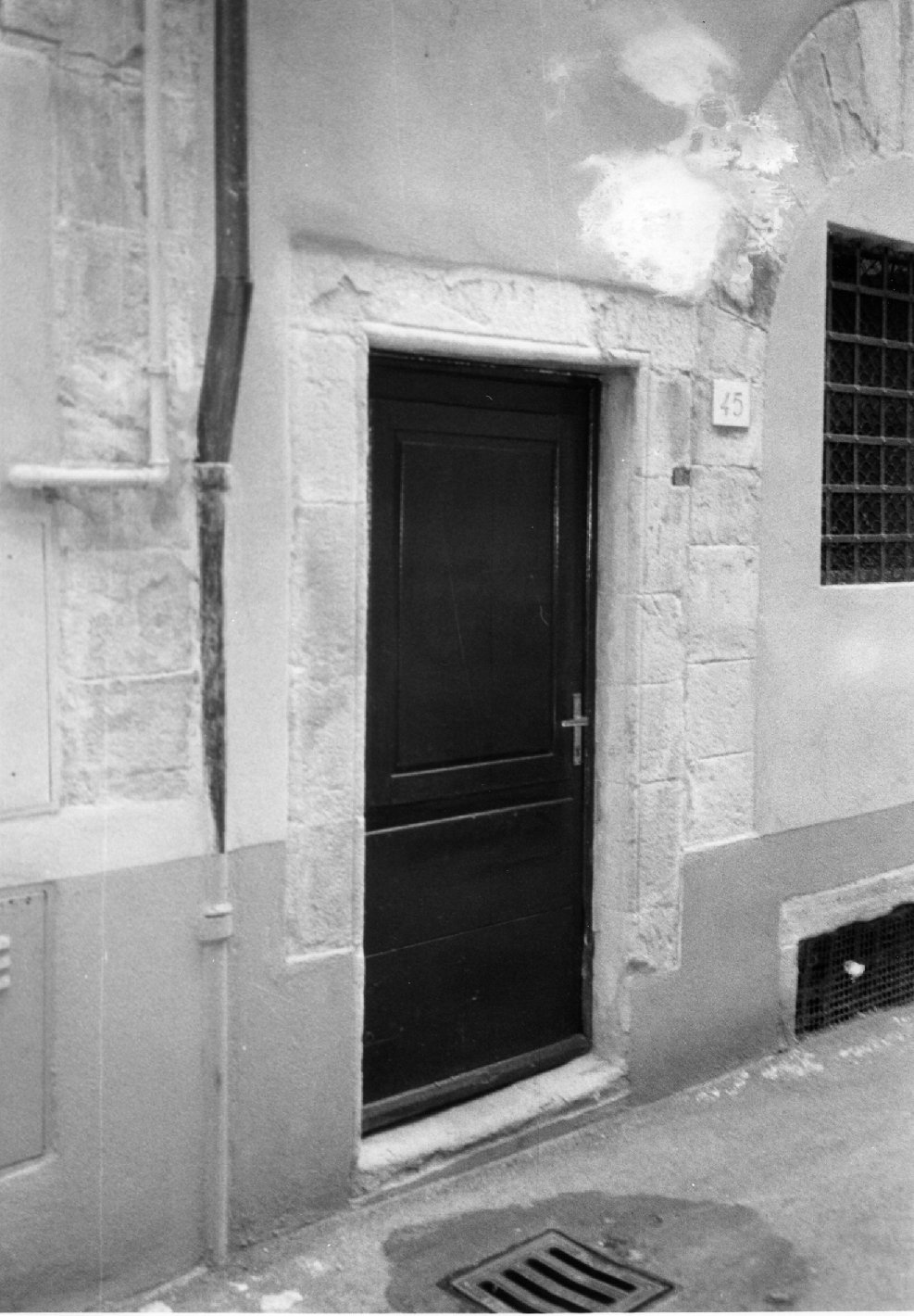 portale architravato - bottega toscana (secc. XVII/ XVIII)