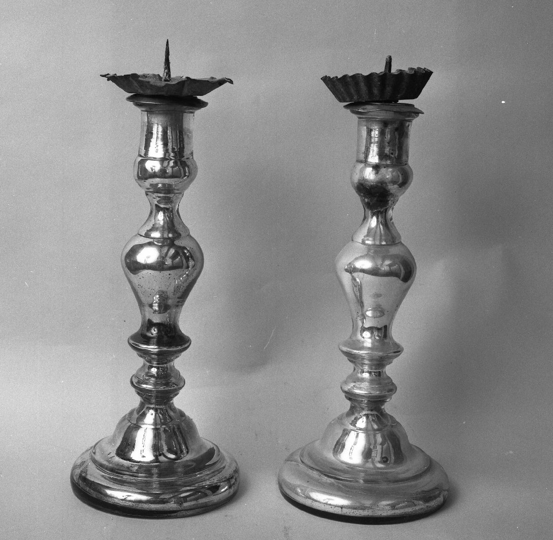 candeliere, serie - bottega veneziana (sec. XVIII)