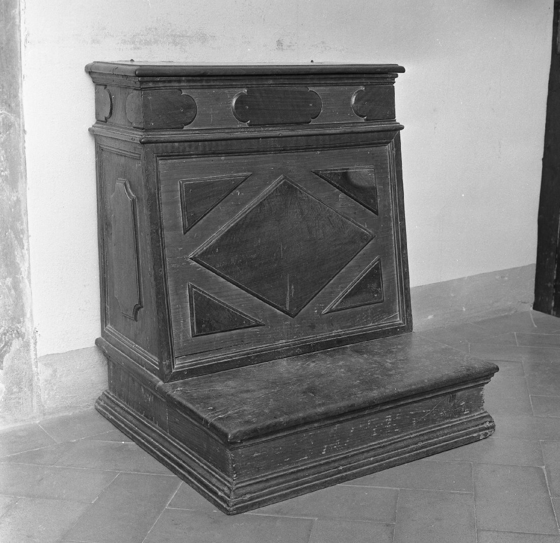 inginocchiatoio, serie - bottega toscana (sec. XVIII)