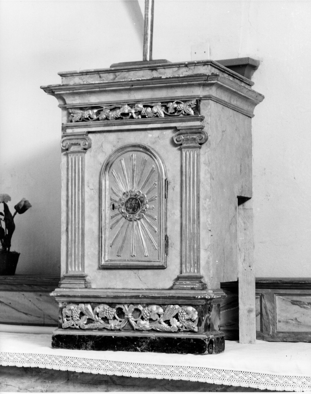 tabernacolo - bottega toscana (prima metà sec. XIX)