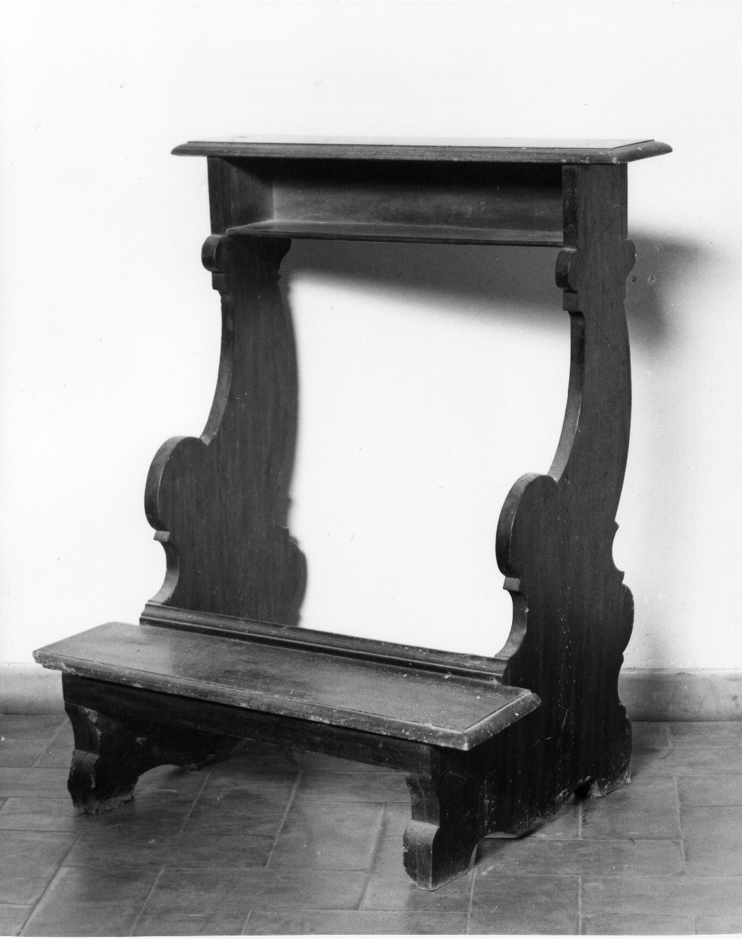 inginocchiatoio - bottega toscana (sec. XIX)