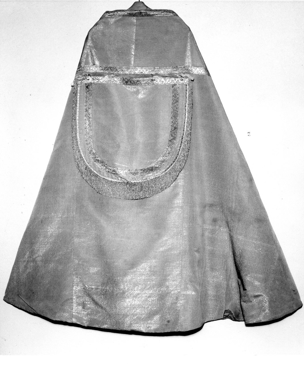 piviale, elemento d'insieme - manifattura toscana (sec. XVIII)