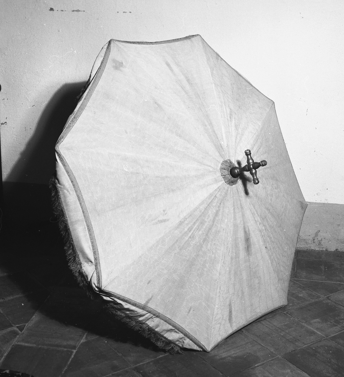 ombrellino processionale - manifattura toscana (fine/inizio secc. XIX/ XX)