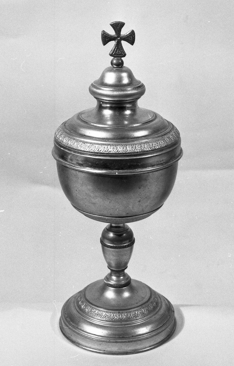 pisside - bottega toscana (inizio sec. XX)