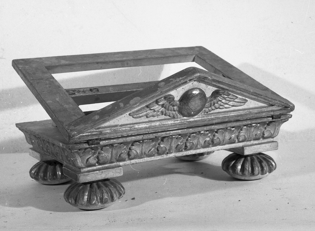 leggio - bottega tosco-umbra (fine/inizio secc. XVIII/ XIX)