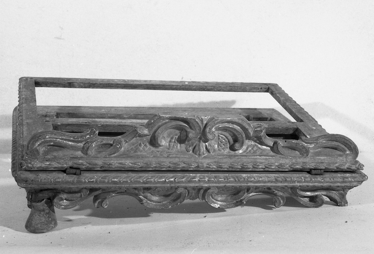 leggio - bottega tosco-umbra (sec. XVIII)