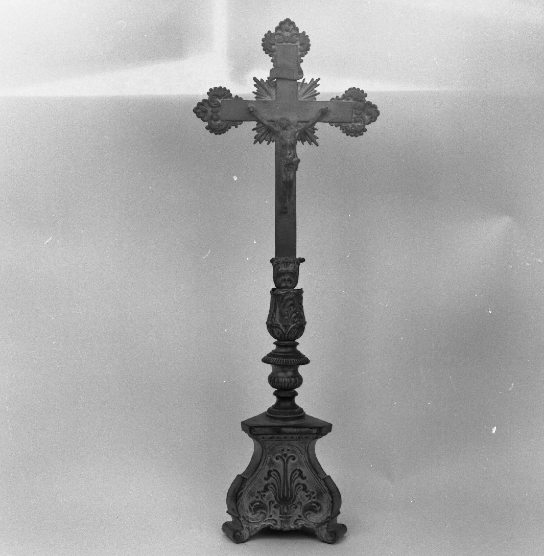 croce d'altare - bottega toscana (seconda metà sec. XVIII)