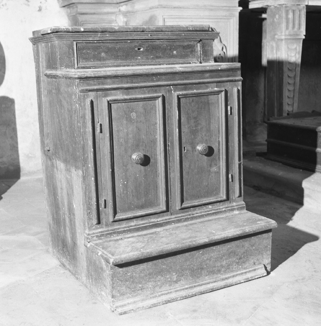 inginocchiatoio, serie - bottega toscana (sec. XVIII)