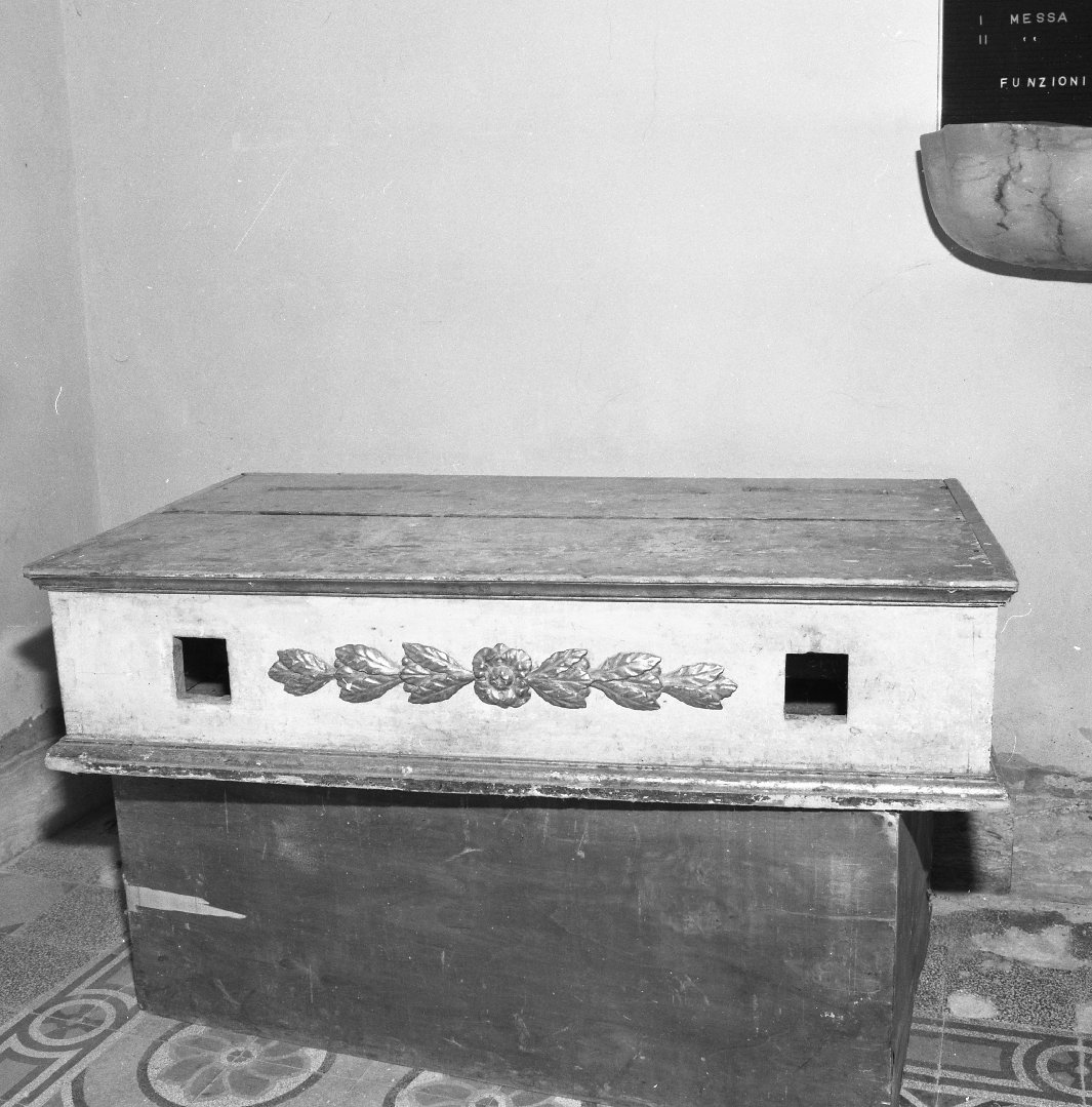 base processionale - bottega aretina (sec. XIX)