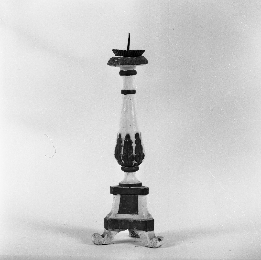 candeliere d'altare, serie - bottega toscana (fine sec. XVIII)