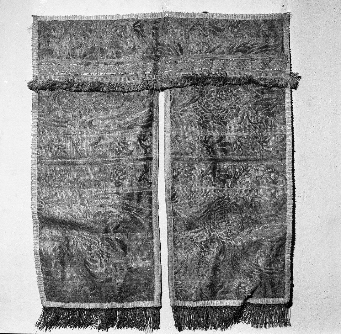 conopeo - manifattura italiana (fine/inizio secc. XVII/ XVIII)