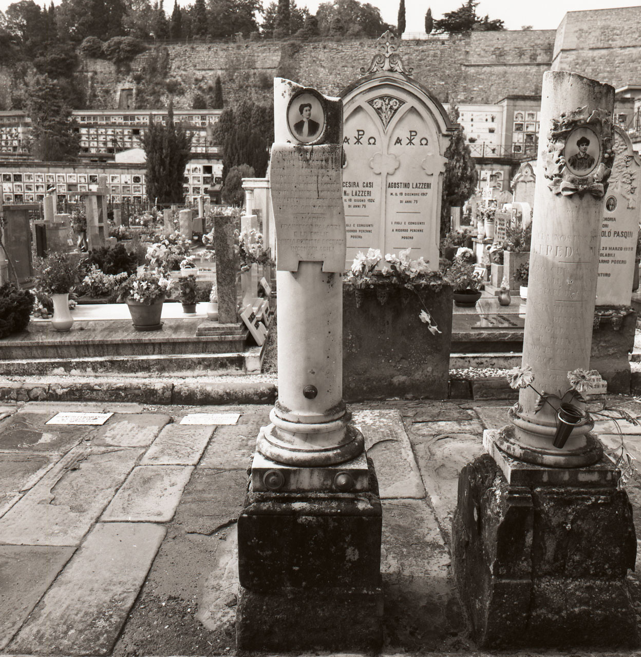 cippo - bottega aretina (sec. XX)