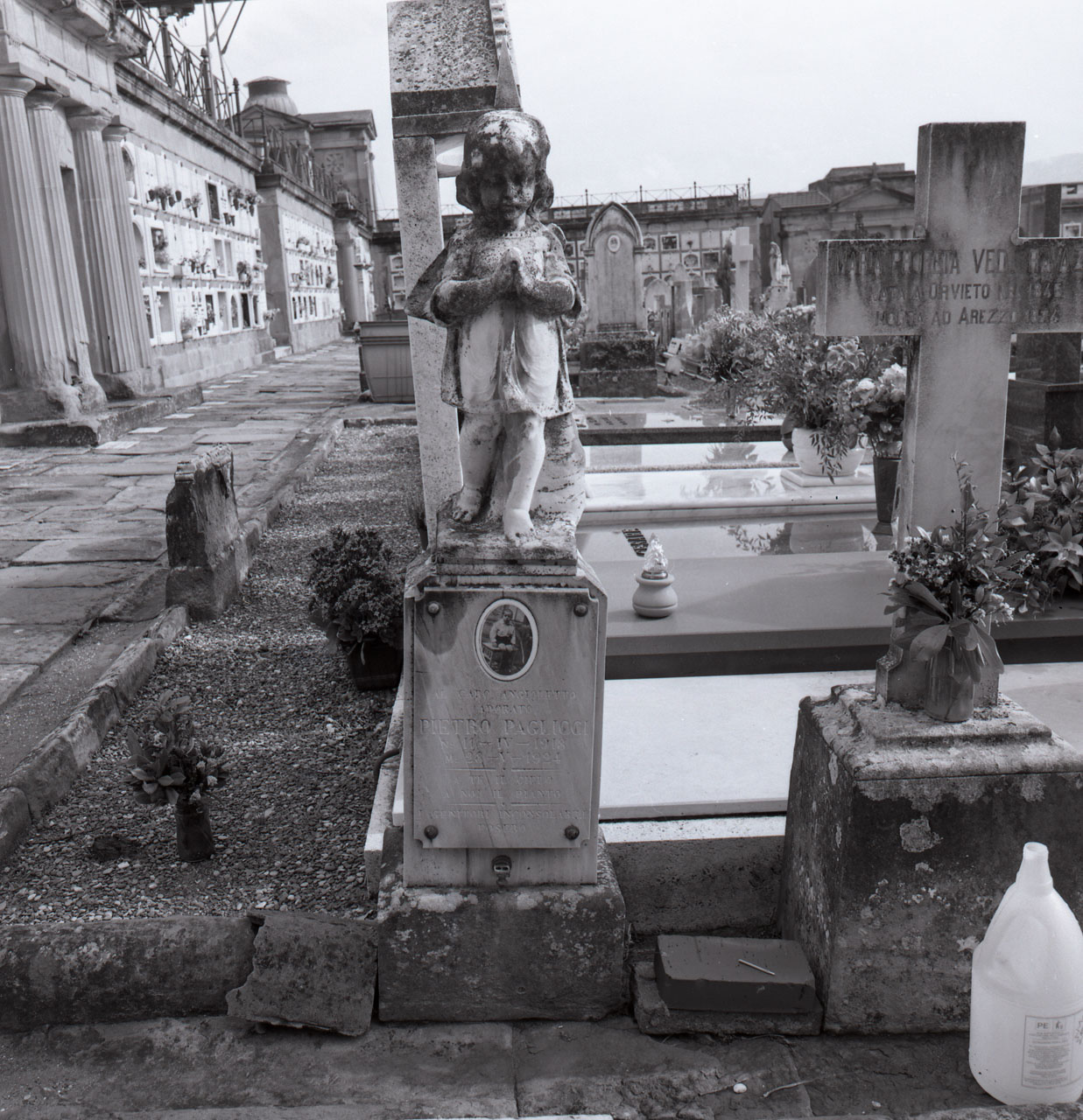 angelo in preghiera (monumento funebre) - bottega aretina (sec. XX)