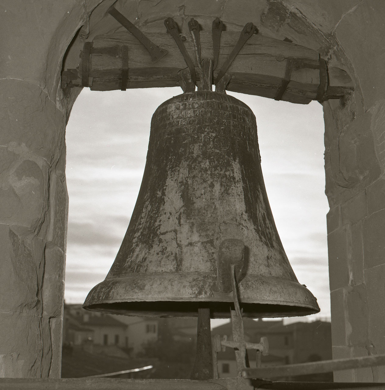 campana - bottega toscana (sec. XIV)