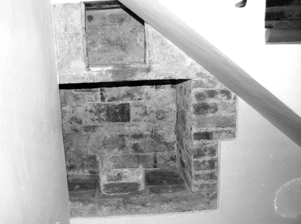 lavabo - bottega toscana (sec. XV)