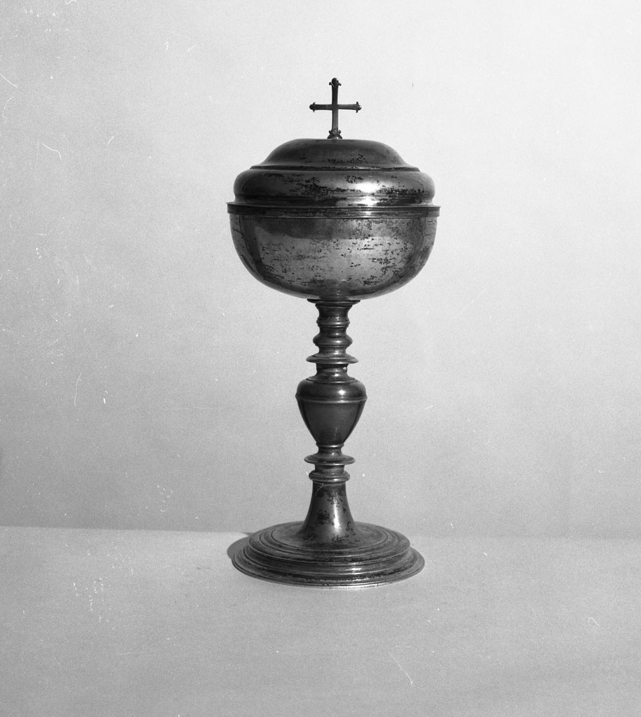 pisside - bottega toscana (fine/inizio secc. XVII/ XVIII)