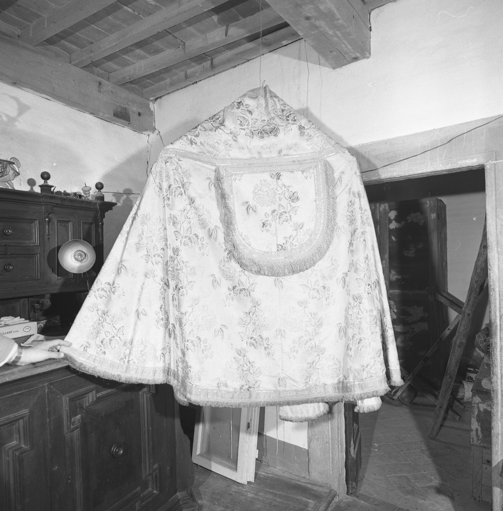 piviale - manifattura toscana (seconda metà sec. XIX)