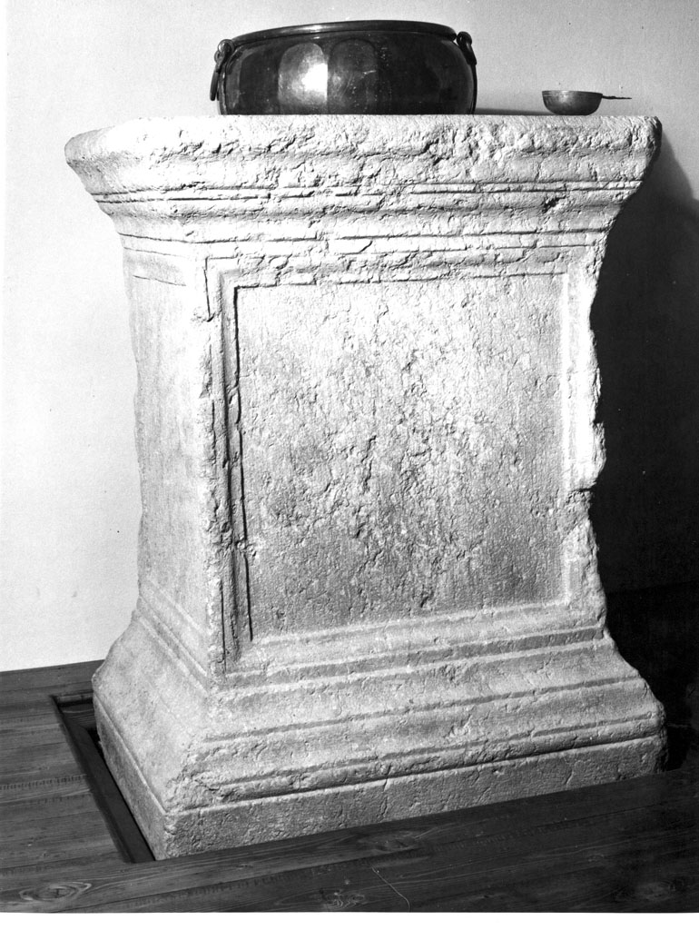 cippo - ambito aretino (sec. IV)