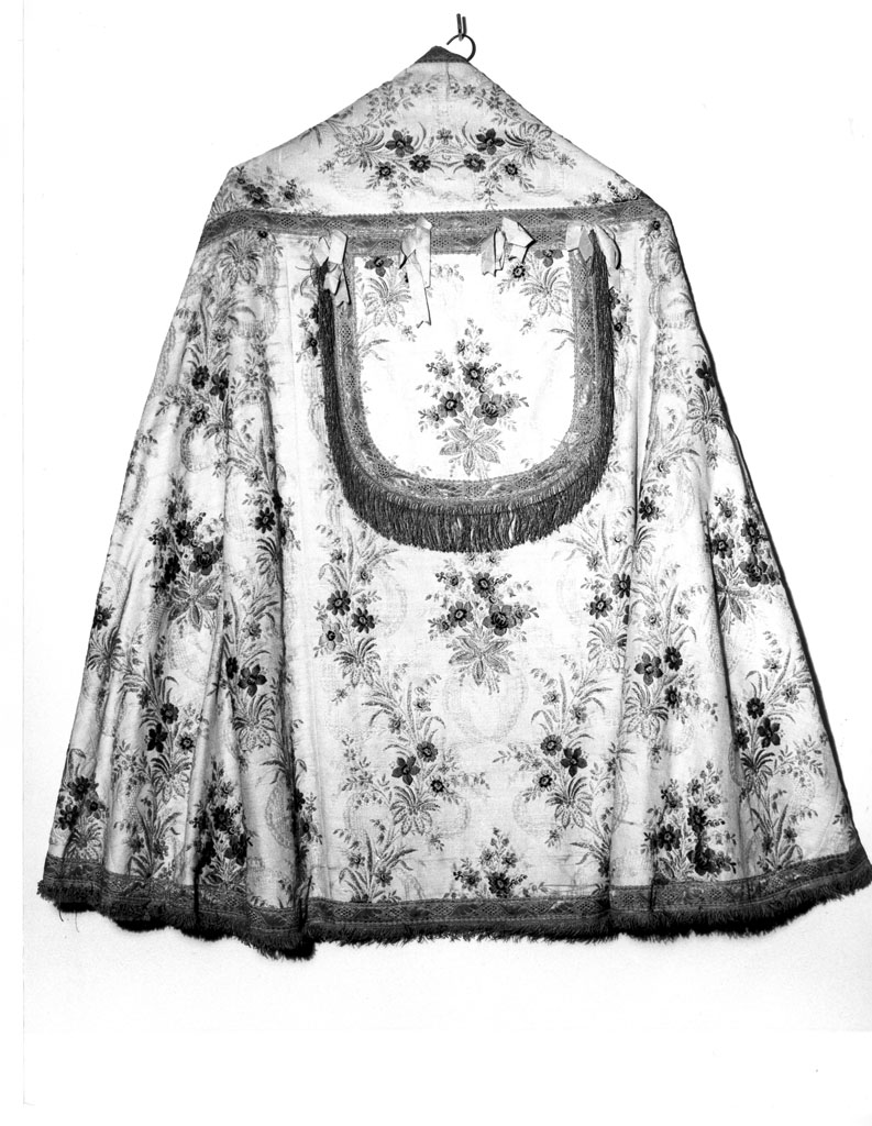 piviale, opera isolata - manifattura italiana (sec. XVIII)