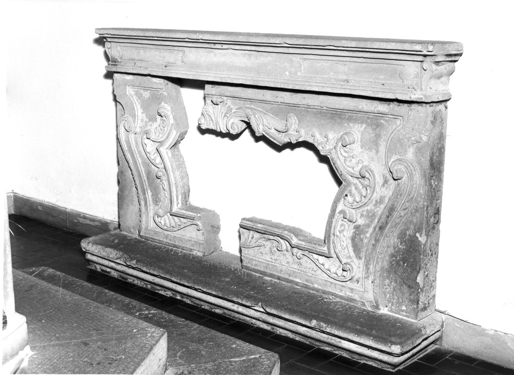 mostra d'altare, opera isolata - manifattura toscana (sec. XVI)