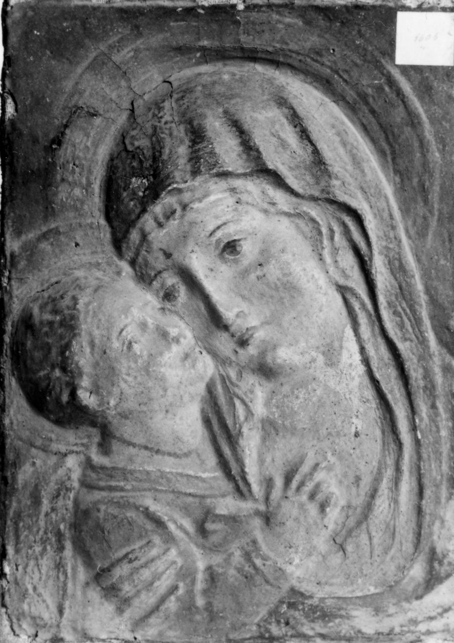 Madonna con Bambino (rilievo, opera isolata) - manifattura aretina (sec. XVIII)