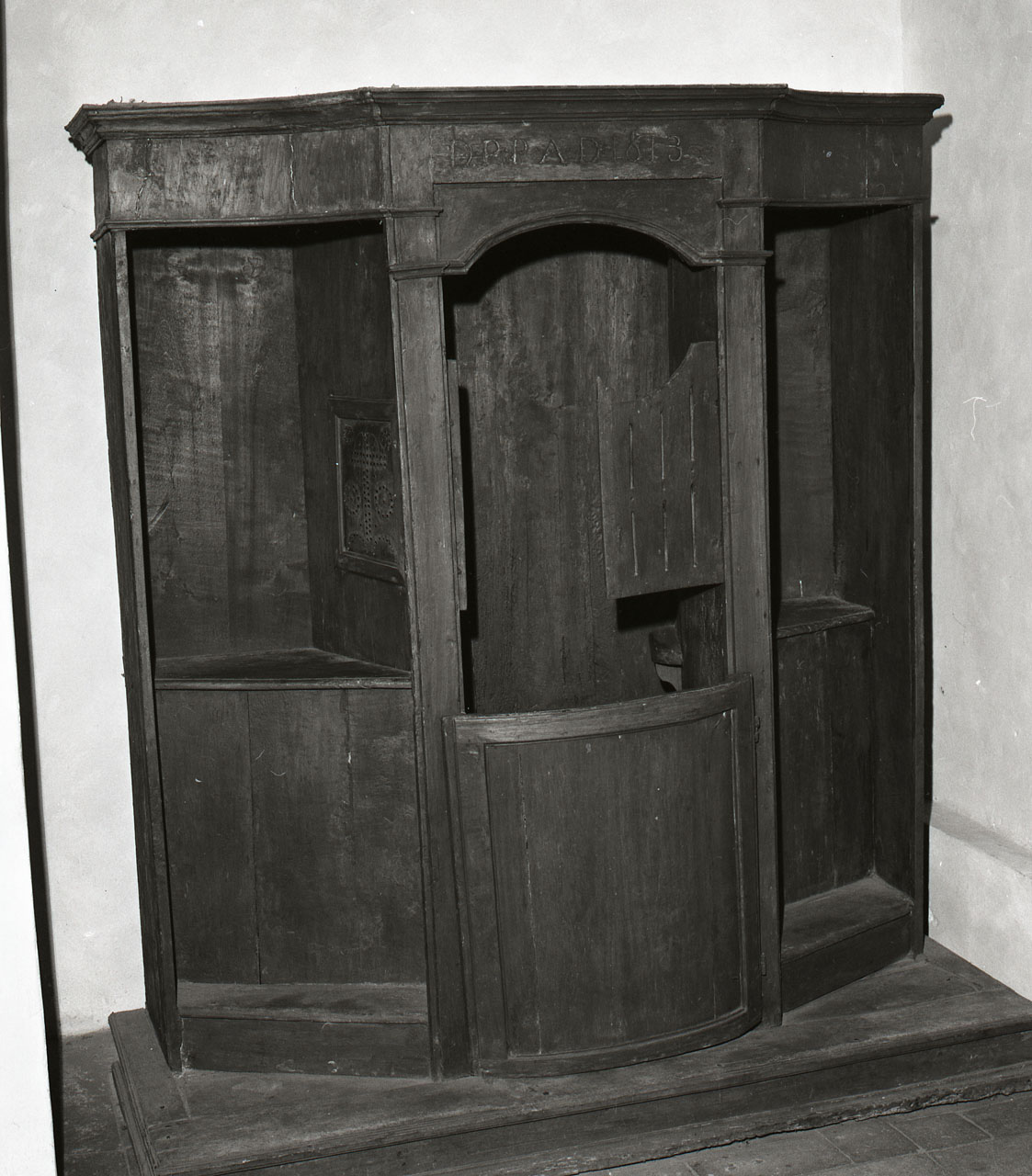 confessionale - bottega toscana (sec. XIX)