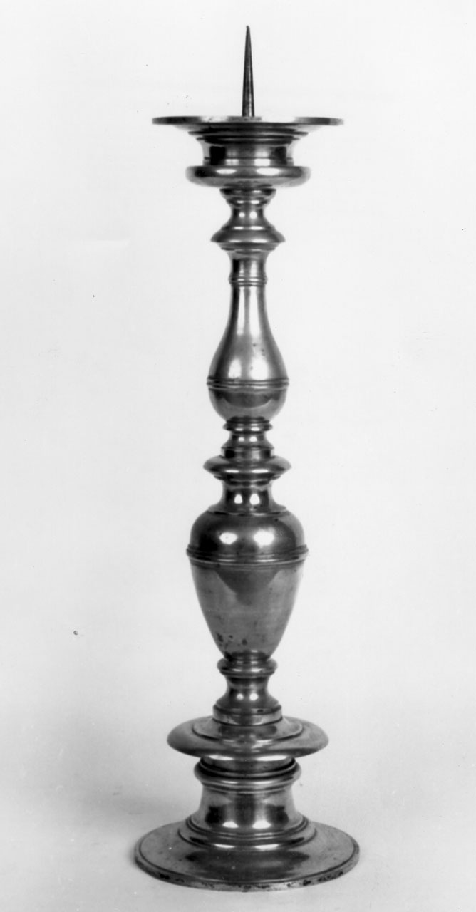 candeliere, serie - bottega toscana (prima metà sec. XVIII)