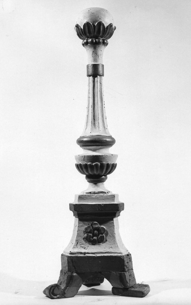 candeliere, serie - bottega aretina (sec. XIX)