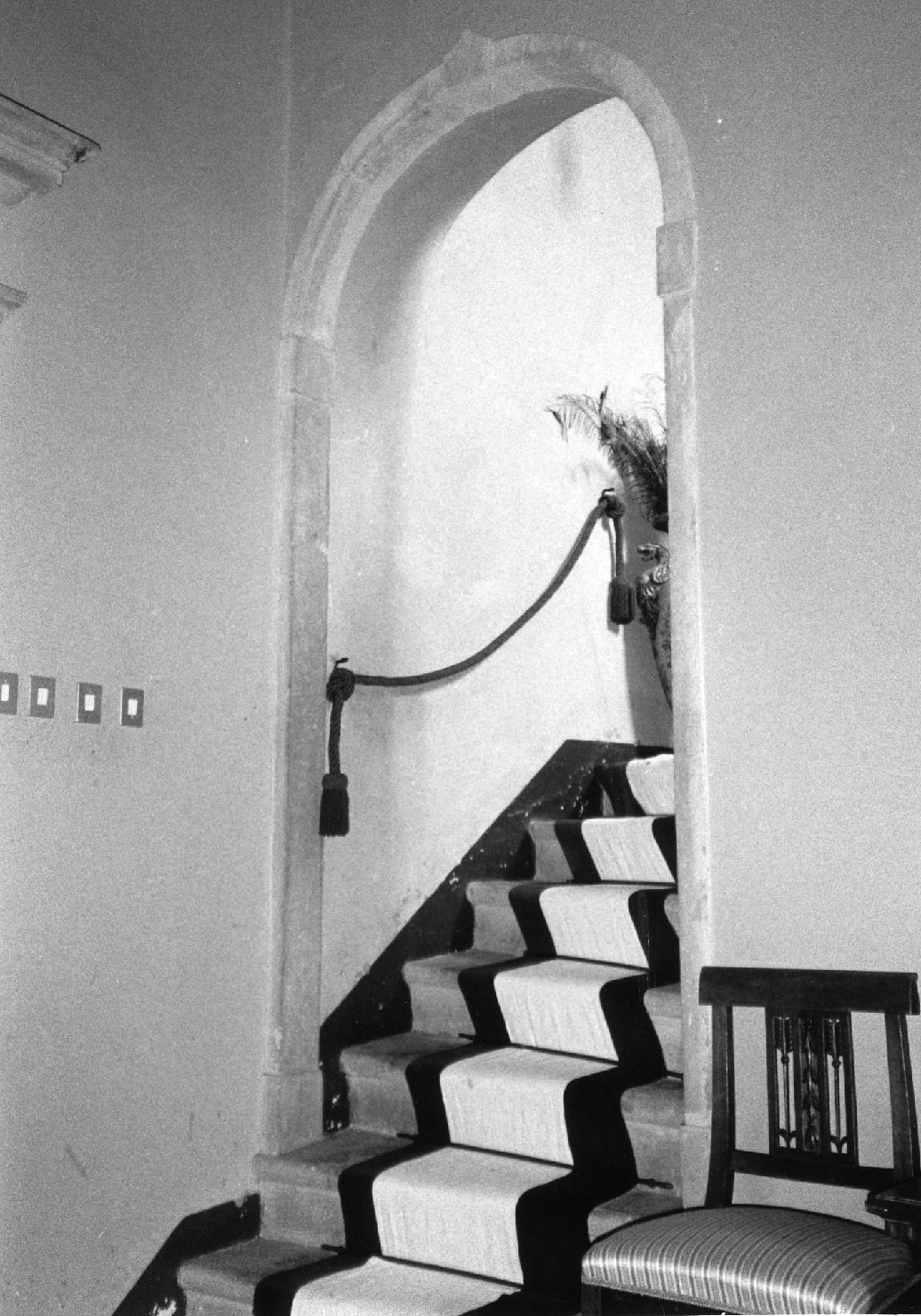 portale - bottega aretina (sec. XX)