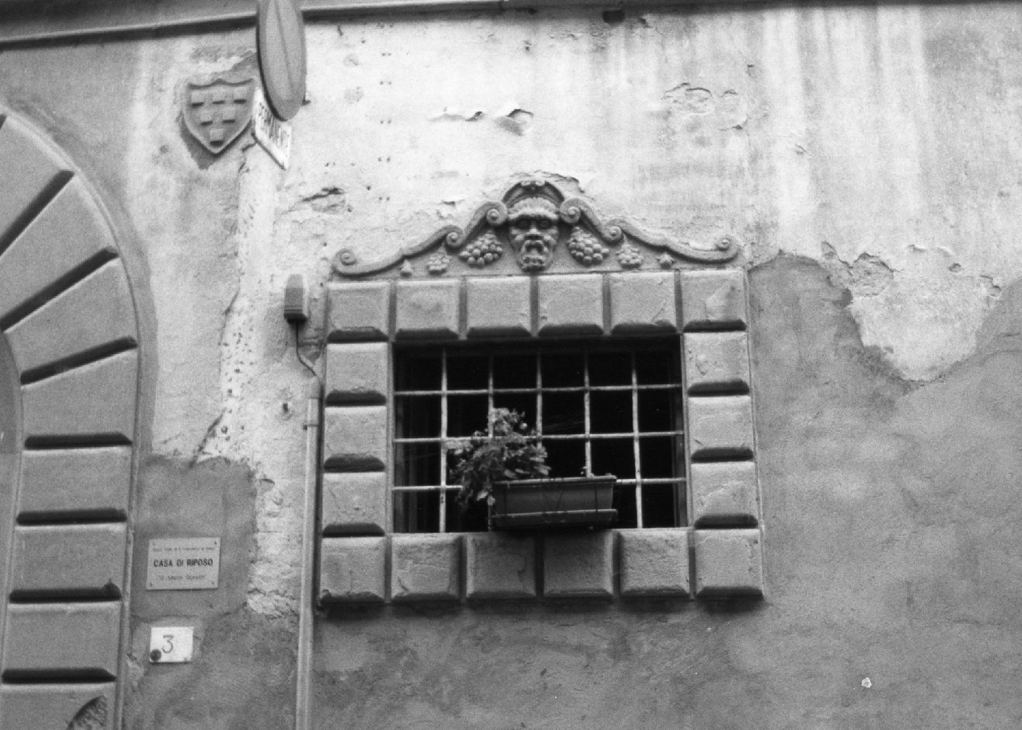 mostra di finestra - bottega aretina (fine/inizio secc. XVII/ XVIII)