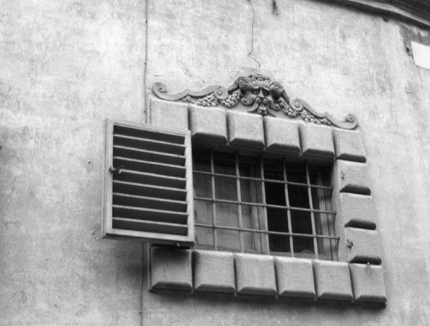 mostra di finestra - bottega aretina (fine/inizio secc. XVII/ XVIII)