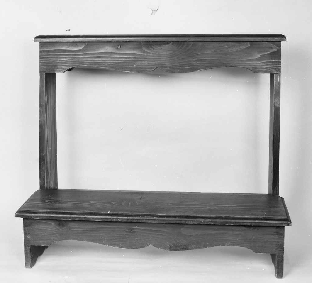 inginocchiatoio - bottega toscana (prima metà sec. XX)