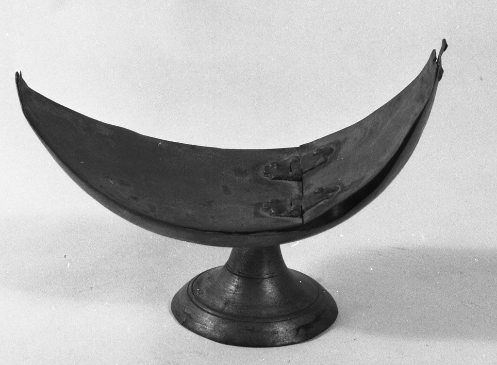 navicella portaincenso - bottega toscana (sec. XVI)