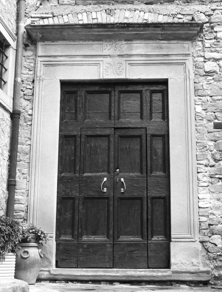 portale - bottega toscana (seconda metà sec. XVIII)