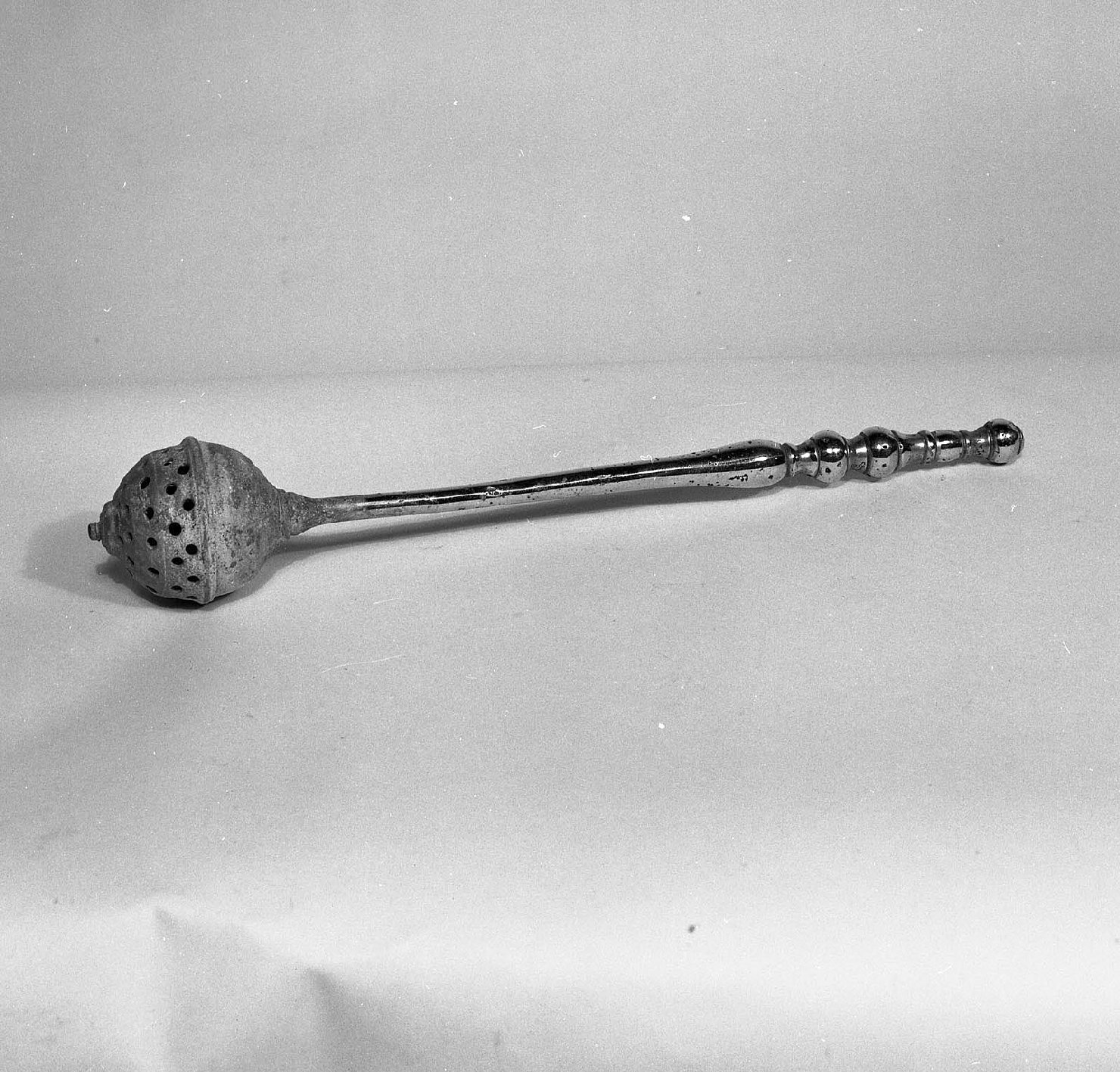 aspersorio, opera isolata - ambito toscano (fine/inizio secc. XIX/ XX)