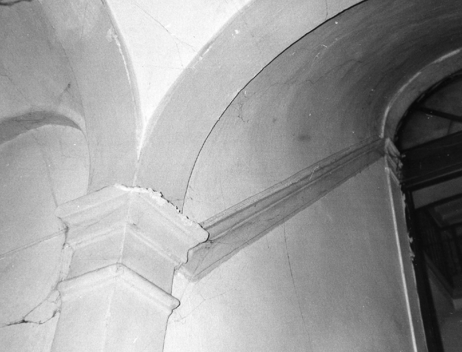 decorazione plastica, complesso decorativo - bottega aretina (sec. XIX)