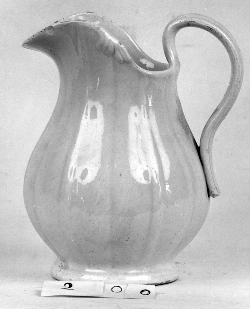 brocca - bottega italiana (seconda metà sec. XIX)