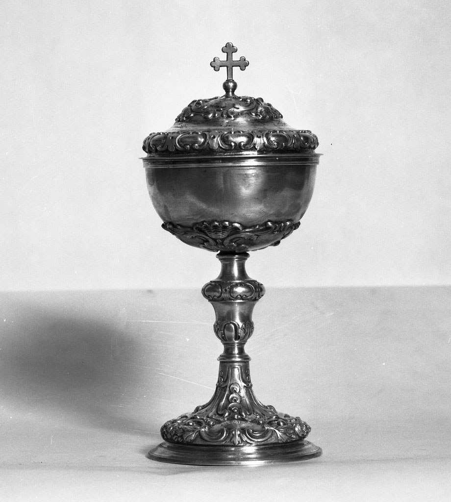 pisside - bottega fiorentina (prima metà sec. XVIII)