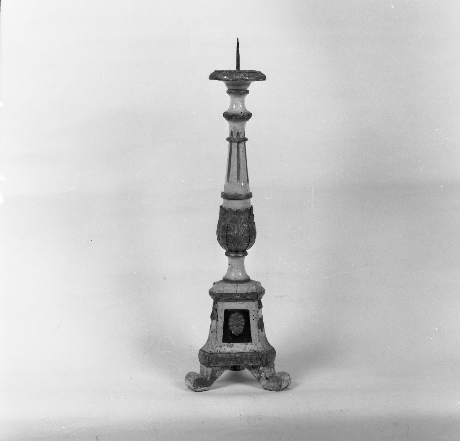 candelabro, coppia - bottega aretina (fine sec. XIX)