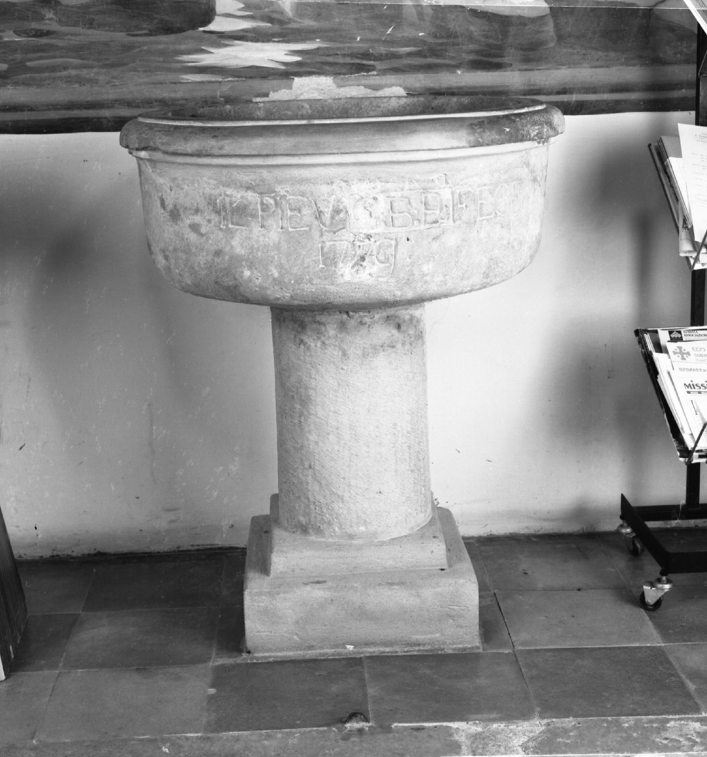 acquasantiera - bottega aretina (sec. XVIII)