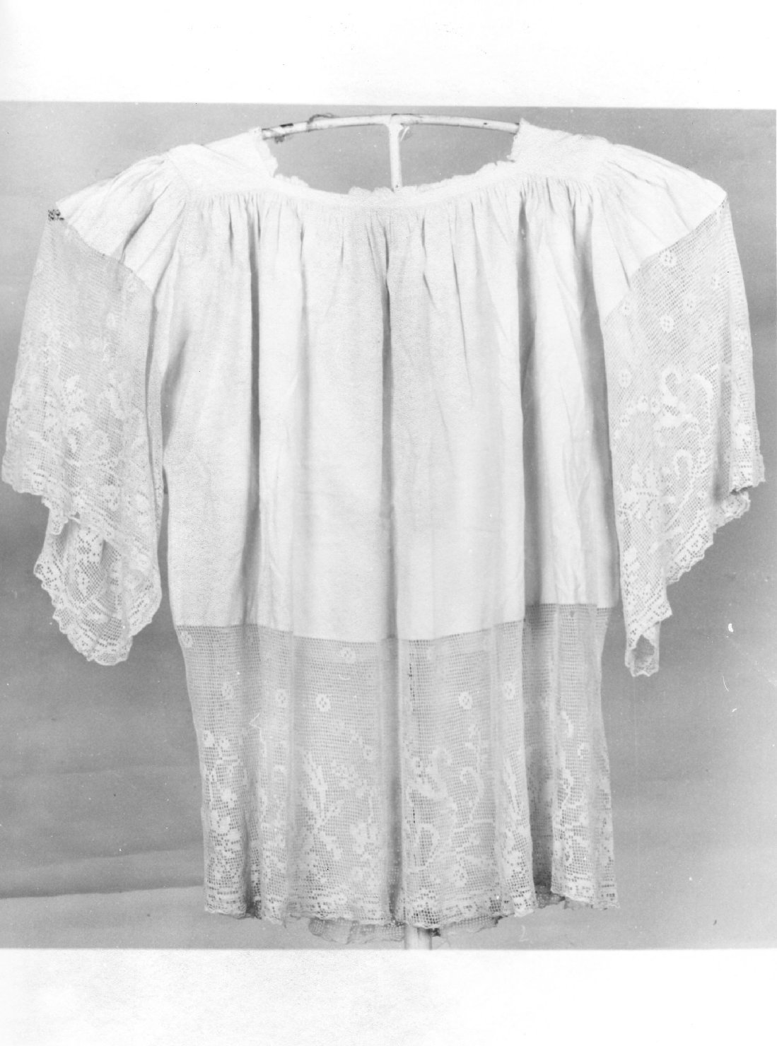 camice - manifattura toscana (seconda metà sec. XIX)