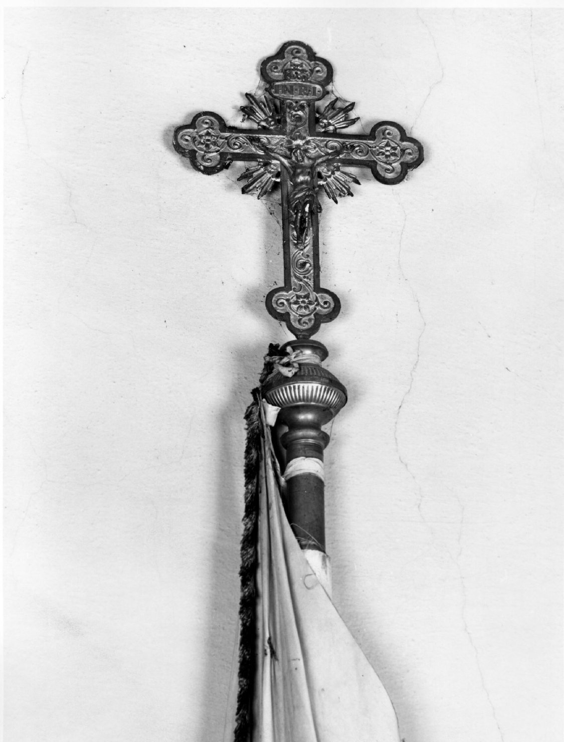 vessillo processionale - bottega toscana (inizio sec. XX)