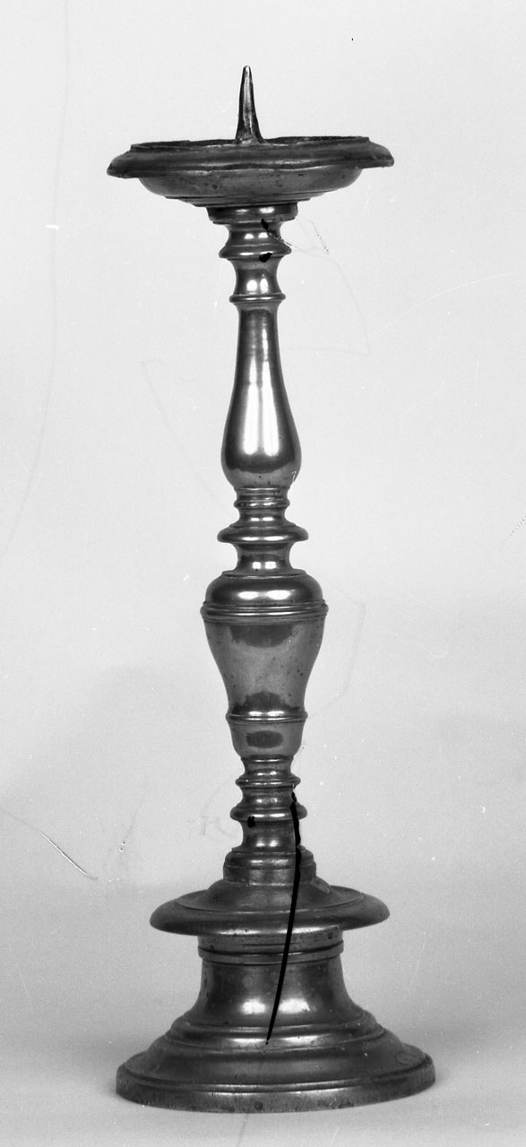 candeliere d'altare, opera isolata - bottega toscana (seconda metà sec. XVII)