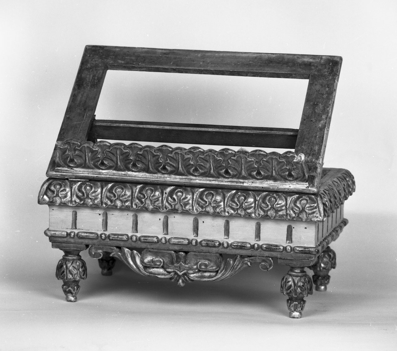 leggio d'altare - bottega toscana (seconda metà sec. XIX)