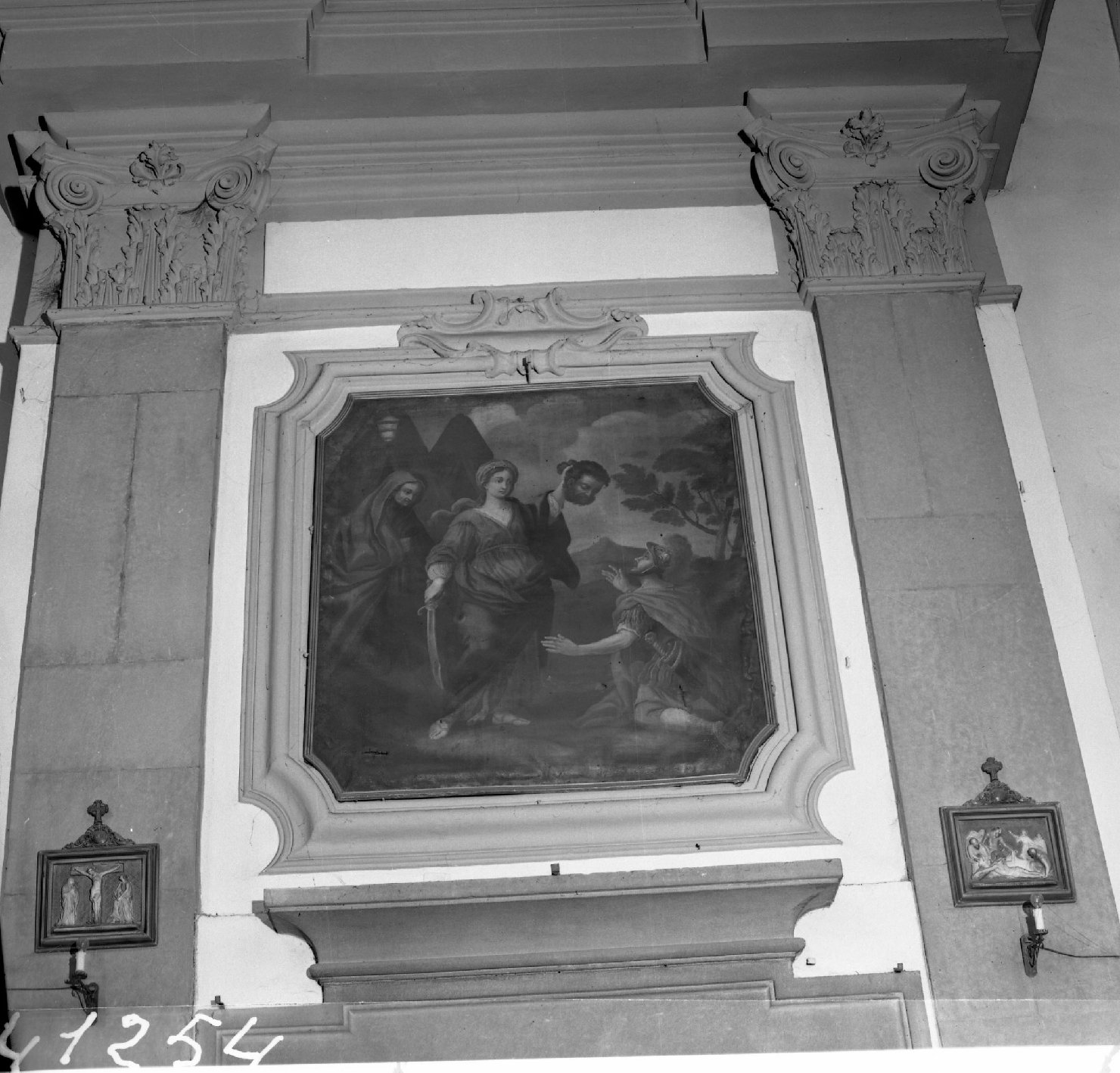 Giuditta mostra ad Achior la testa di Oloferne (dipinto, ciclo) - ambito italiano (sec. XVIII)