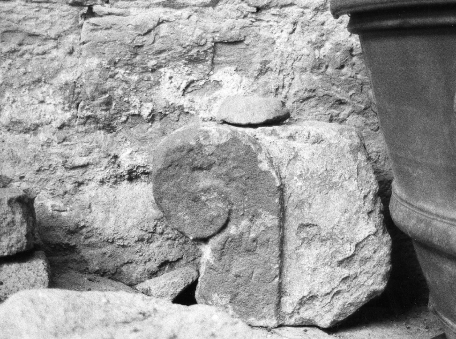 architrave - bottega aretina (fine/inizio secc. XV/ XVI)