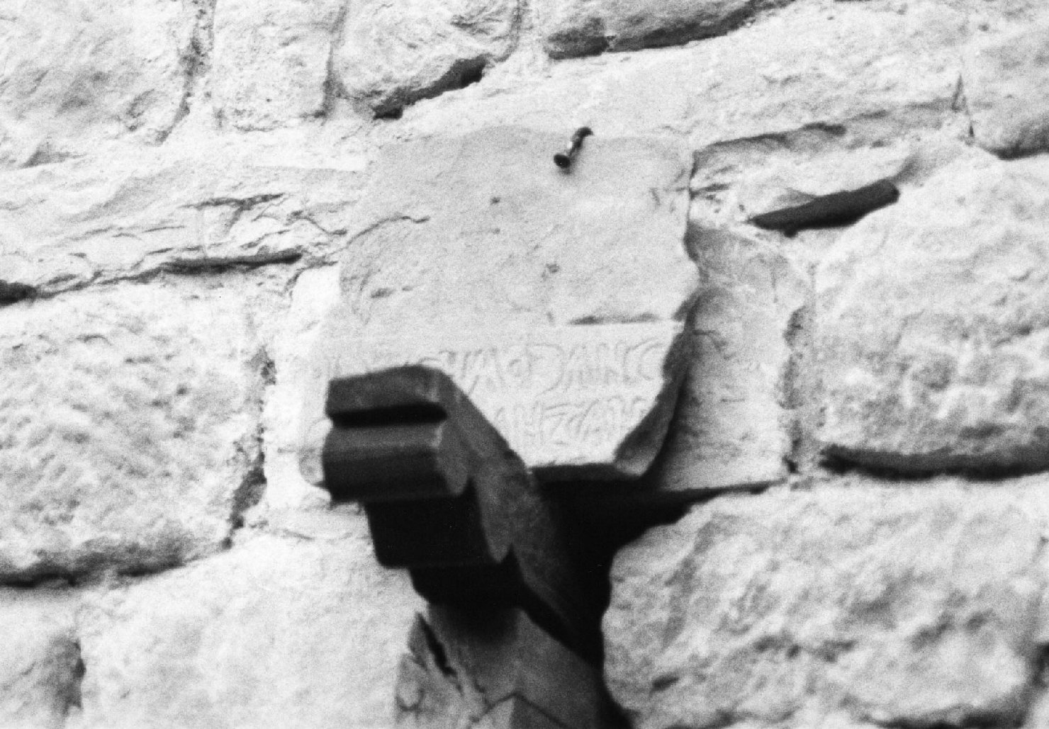 lapide - bottega aretina (fine/inizio secc. XV/ XVI)