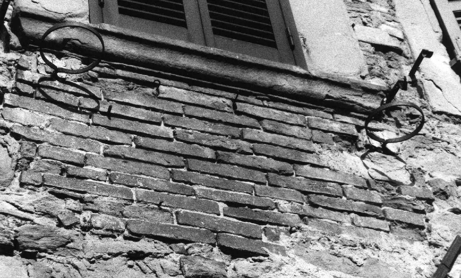 portavasi, serie - bottega aretina (sec. XIX)